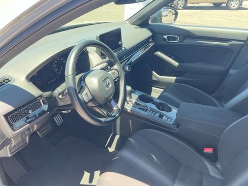 Used 2025 Honda Civic Sport image 12