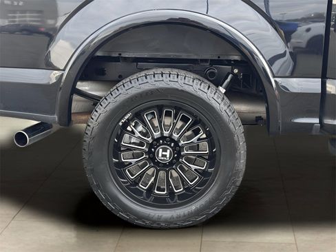 Used 2020 Ford F150 Lariat image 48