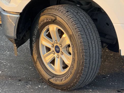 Used 2018 Ford F150 XLT image 16