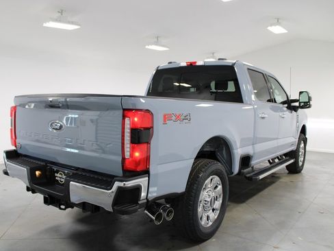 New 2026 Ford F250 Lariat w/ Chrome Package image 8