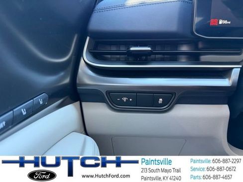 Used 2025 Kia Carnival SX Prestige FWD image 32