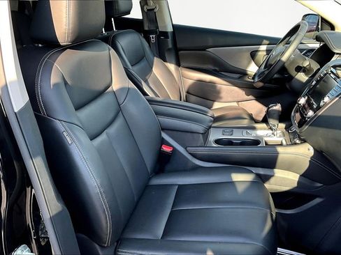 Used 2024 Nissan Murano SV image 19