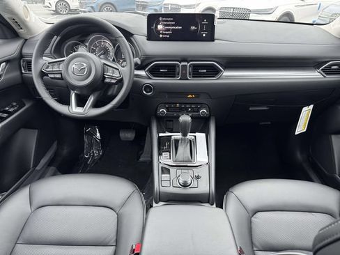 Certified 2025 MAZDA CX-5 AWD 2.5 S w/ Select Package image 3
