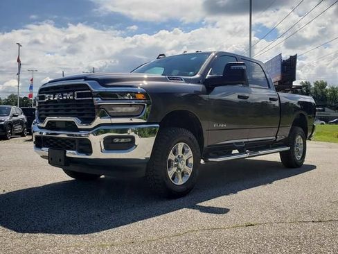 Used 2026 RAM 2500 Big Horn AWD/4WD image 8