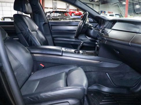 Used 2015 BMW ALPINA B7 xDrive LWB image 38