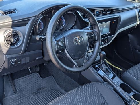 Used 2017 Toyota Corolla iM image 14