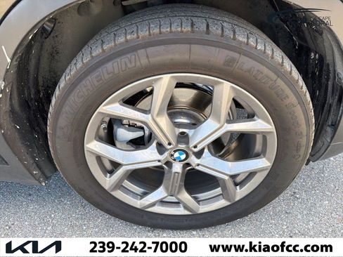 Used 2022 BMW X3 sDrive30i w/ Premium Package 2 image 9