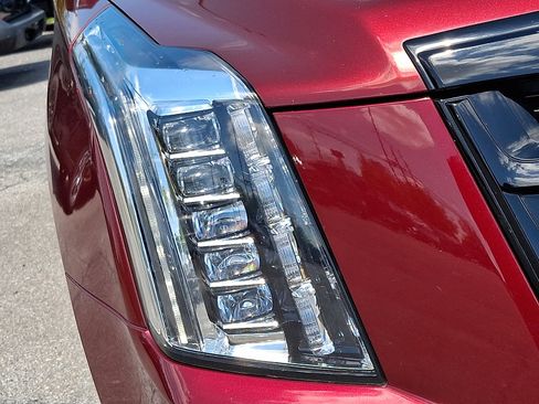 Used 2020 Cadillac Escalade ESV Luxury w/ Escalade Sport Edition AWD/4WD image 9