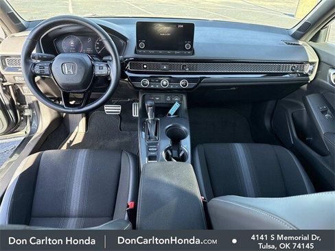 Used 2023 Honda Civic Sport image 16