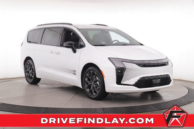 New 2027 Chrysler Pacifica Select FWD image 1