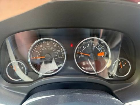 Used 2014 Jeep Compass Latitude w/ Sun/Sound Group FWD image 18