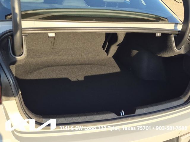 Certified 2025 Kia K5 GT-Line w/ GT-Line Premium Package FWD image 9