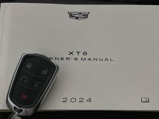 Used 2024 Cadillac XT6 Premium Luxury w/ LPO, Floor Liner Package AWD/4WD image 40