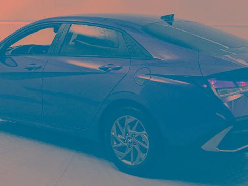 Used 2024 Hyundai Elantra SEL image 4