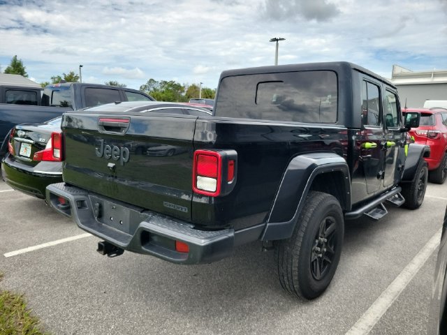 Used 2021 Jeep Gladiator Sport AWD/4WD image 4