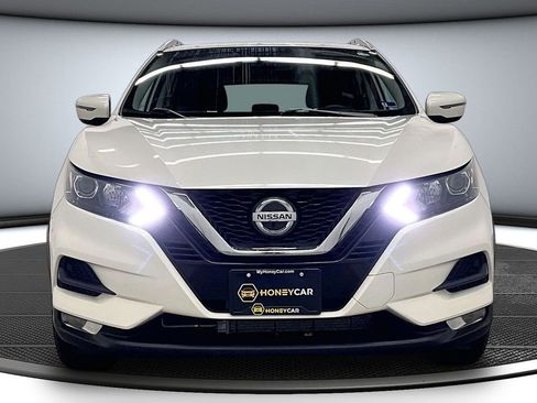 Used 2022 Nissan Rogue Sport SV AWD/4WD image 2