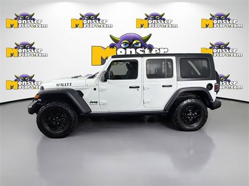 Used 2024 Jeep Wrangler Willys image 8