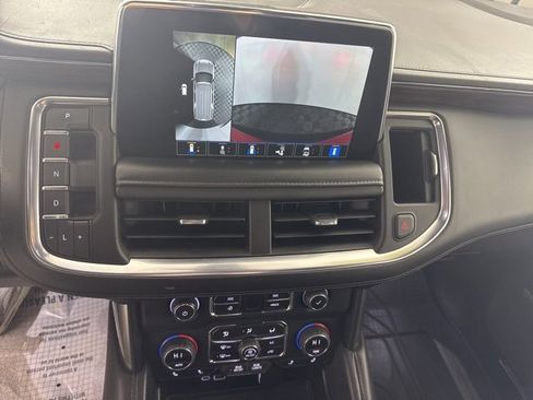 Used 2022 Chevrolet Tahoe Z71 w/ Luxury Package image 26