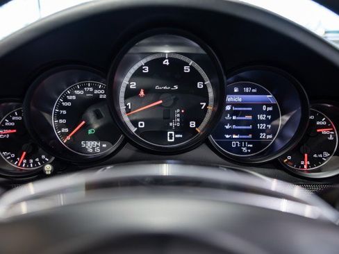 Used 2014 Porsche 911 Turbo S AWD/4WD image 38