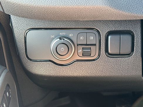 New 2025 Mercedes-Benz Sprinter 2500 image 31