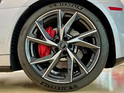 Used 2022 Audi R8 V10 performance image 18