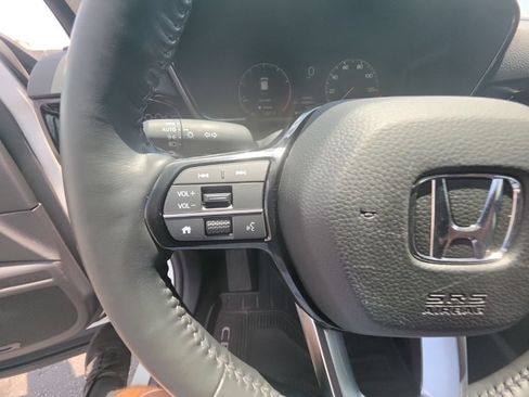 Used 2023 Honda CR-V EX-L image 18