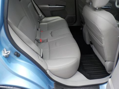 Used 2011 Subaru Forester 2.5X Limited AWD/4WD image 12