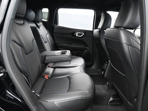 New 2026 Jeep Compass Latitude image 40