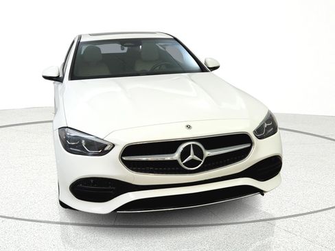 Used 2023 Mercedes-Benz C 300 4MATIC Sedan image 2