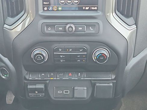 Certified 2025 Chevrolet Silverado 1500 Custom AWD/4WD image 20