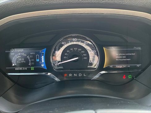 Used 2018 Lincoln MKZ Reserve FWD image 15