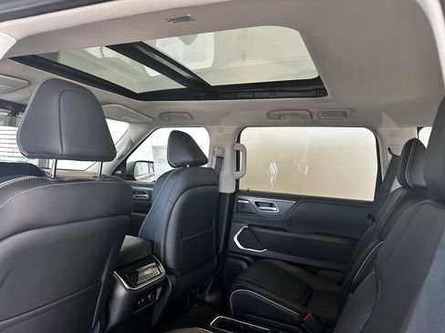 New 2026 INFINITI QX80 Luxe w/ Cargo Package image 13