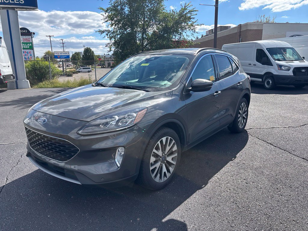 Used 2020 Ford Escape Titanium AWD/4WD image 1