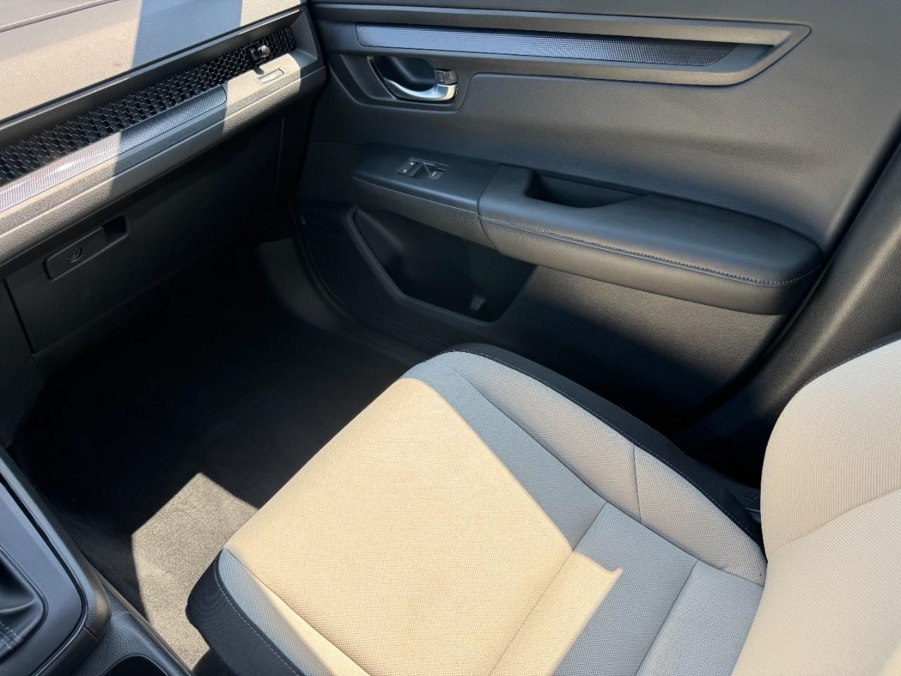 Certified 2026 Honda CR-V EX image 17