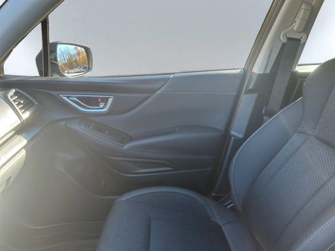 Used 2022 Subaru Forester Premium image 15
