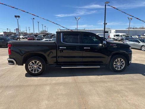 Used 2022 Chevrolet Silverado 1500 LTZ image 39