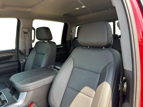 Used 2024 GMC Sierra 2500 SLT w/ SLT Premium Package AWD/4WD image 9