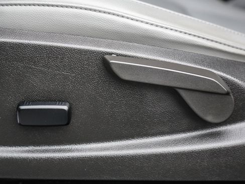 Used 2022 Chevrolet Colorado W/T w/ WT Convenience Package image 20