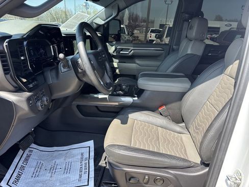 Used 2024 Chevrolet Silverado 2500 ZR2 w/ ZR2 Bison Edition image 21