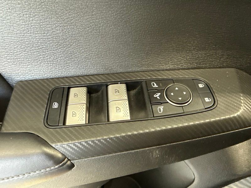 Used 2024 Mitsubishi Outlander SE AWD/4WD image 23