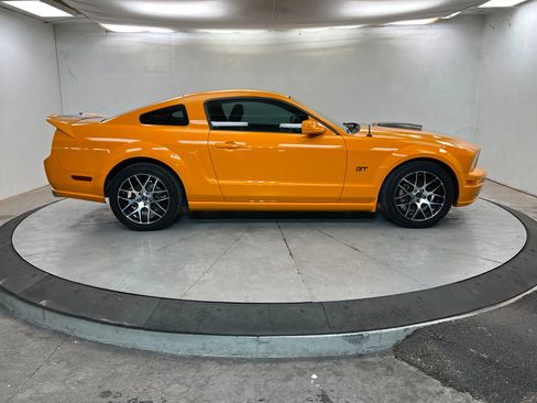Used 2008 Ford Mustang GT Premium image 7