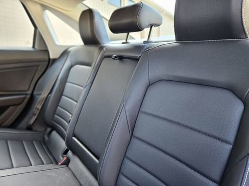 Used 2024 Volkswagen Jetta SE image 27