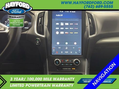 Used 2024 Ford Edge Titanium image 19
