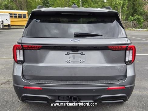 New 2026 Ford Explorer ST-Line w/ ST-Line Street Pack RWD image 11