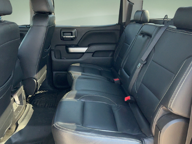 Used 2018 Chevrolet Silverado 1500 LT w/ All Star Edition RWD image 17