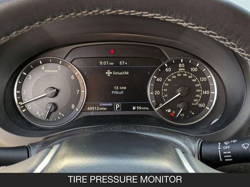 Used 2023 INFINITI QX50 Luxe AWD/4WD image 21