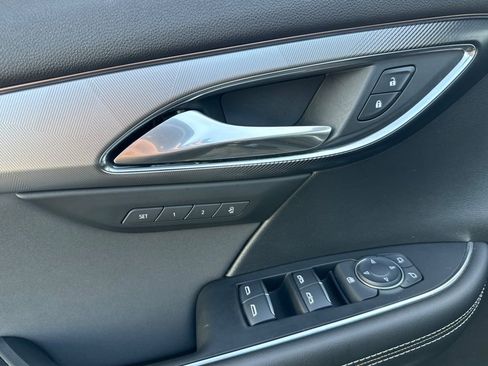 Used 2025 Buick Envision Sport Touring image 10