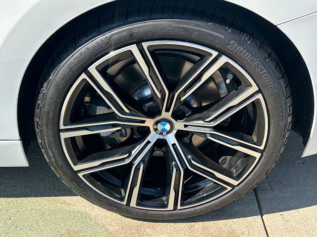 Used 2023 BMW 230i xDrive Coupe AWD/4WD image 32
