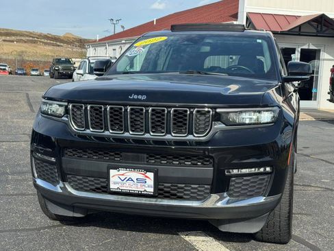 Used 2022 Jeep Grand Cherokee L Limited AWD/4WD image 2
