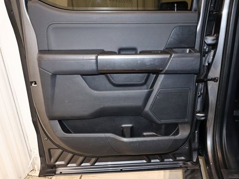 Certified 2021 Ford F150 XLT w/ Equipment Group 302A High image 15